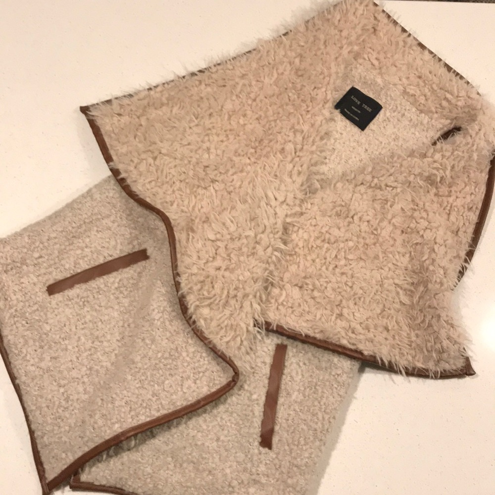 Love Tree fur vest